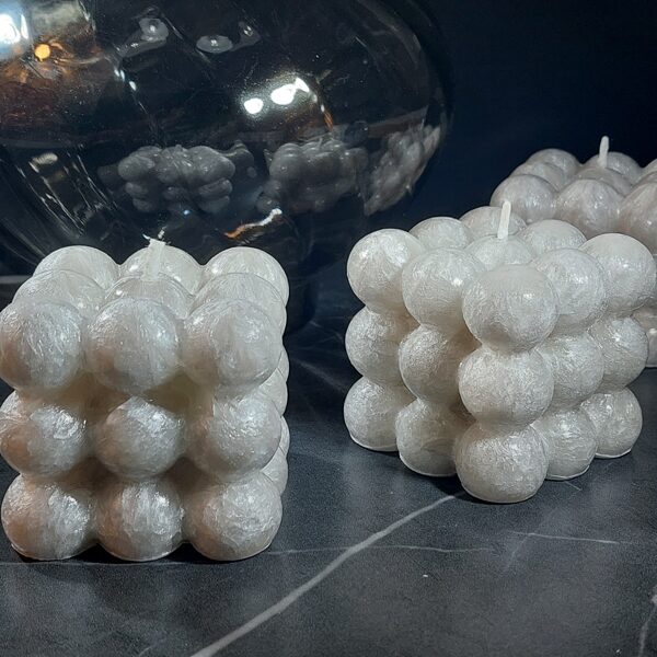 Palmu vaska dizaina svece Kubs