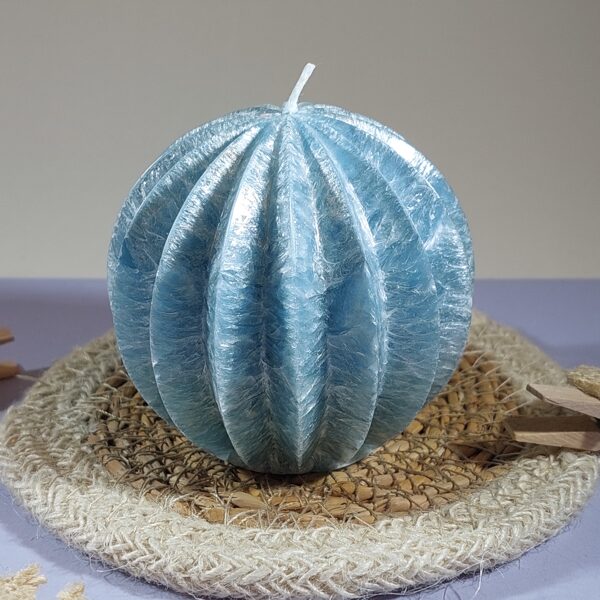 Palmu vaska dizaina svece Lode zaļa