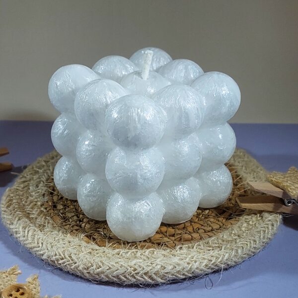 Palmu vaska dizaina svece Kubs balta